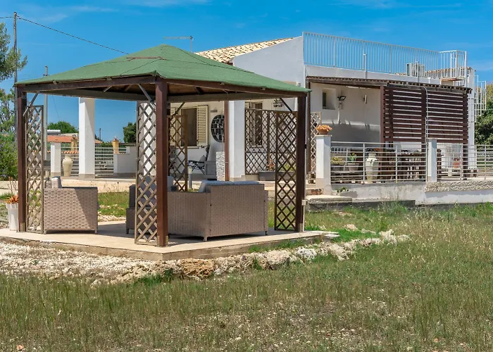 Villa Emanuela Vista Mare By Wonderful Italy