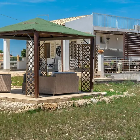 Villa Emanuela Vista Mare By Wonderful Italy